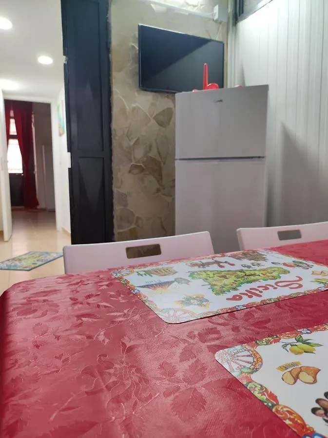 Robert Holiday Apartment Catania Italia