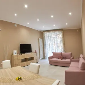 casa-manuraffy.hotels-amalfi.com/
